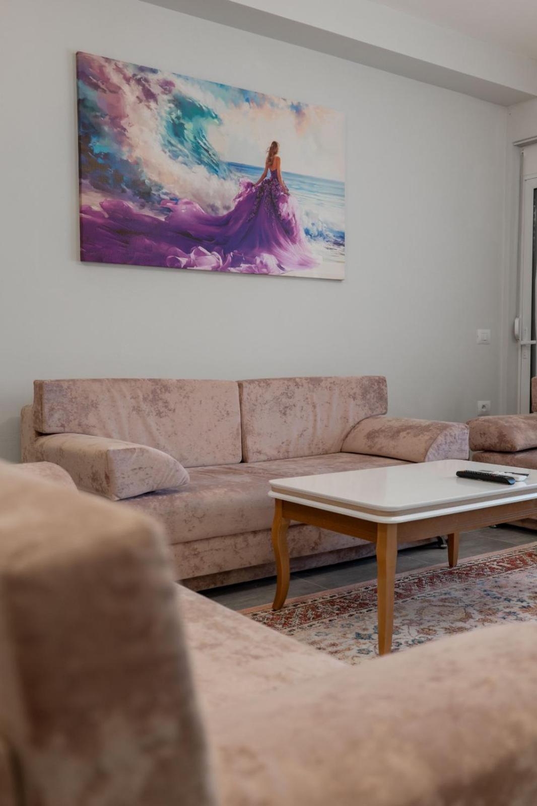 Esel Apartments Sarande Exterior photo