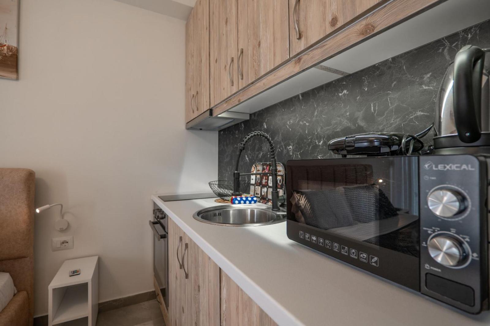 Esel Apartments Sarande Exterior photo